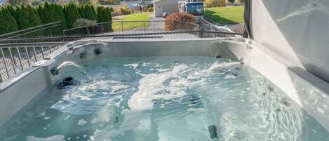 Baignoire à remous extérieure