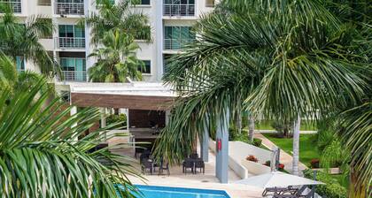 Long Island Madison - Modern Retreat