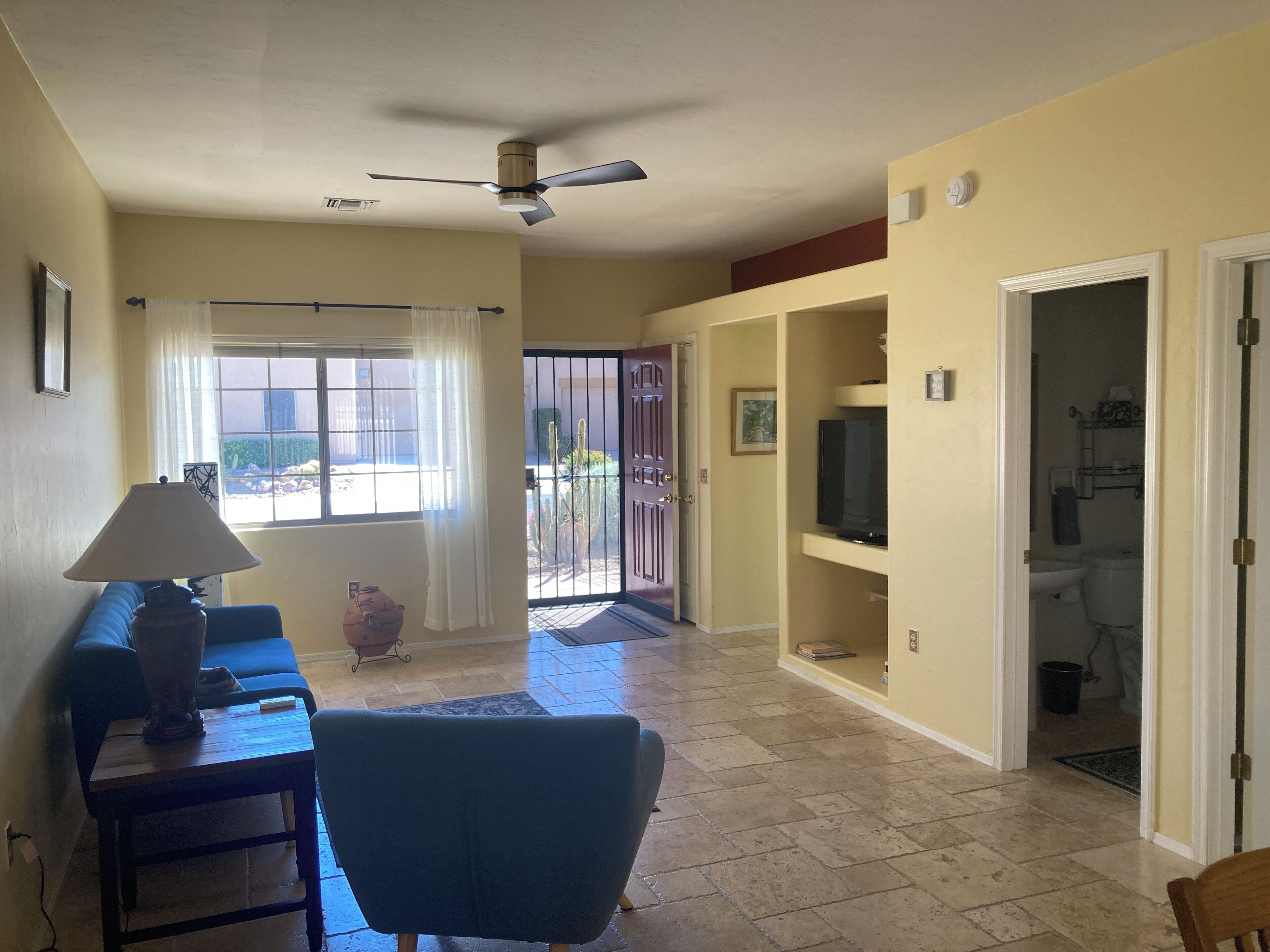 تلفزيون ذكي