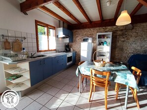 Microwave, oven