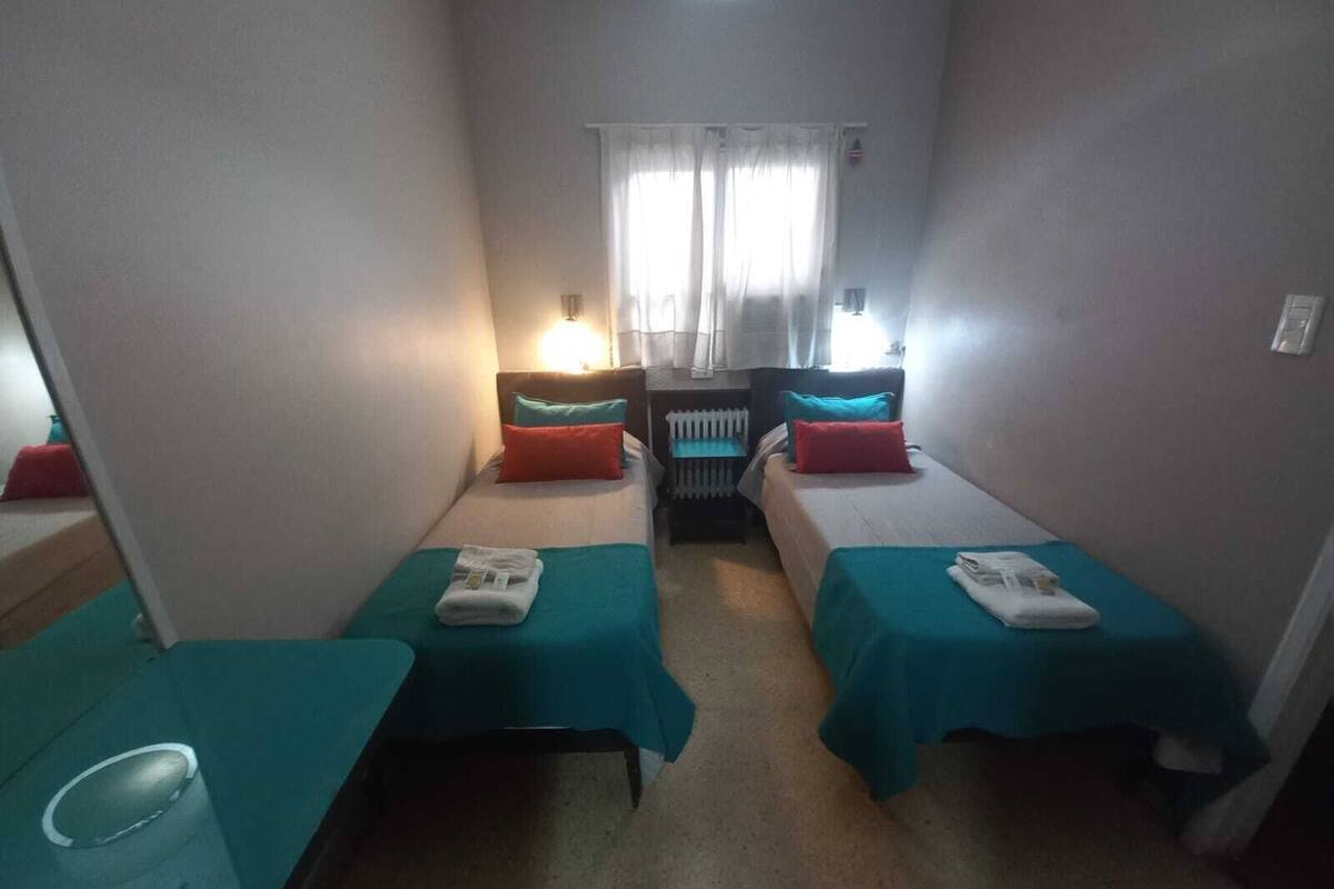 Chambre Standard double pour 1 personne, 2 lits jumeaux | Coffre-fort, literie fournie