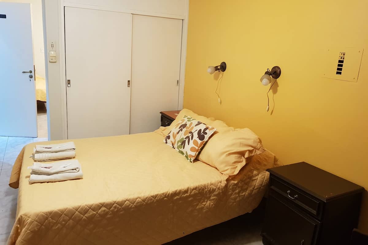 Standard Double Room | In-room safe