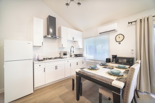 Cozy 1-bedroom house in tranquil Walnut with AC