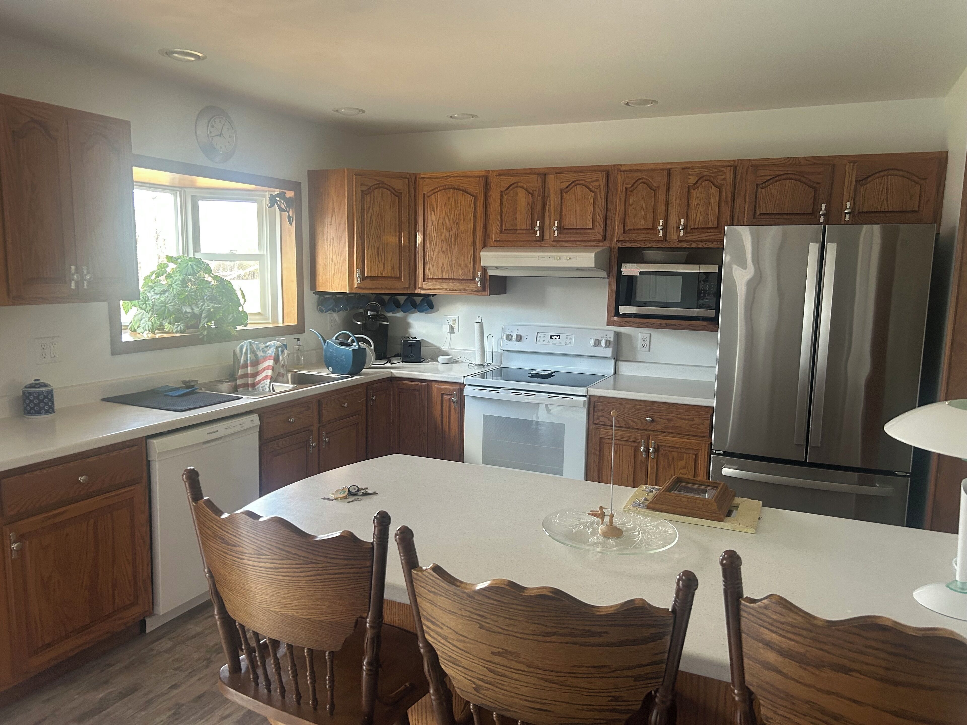 Mikrowelle, Ofen, Herdplatte, Geschirrspüler