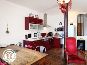 Microwave, oven, dishwasher