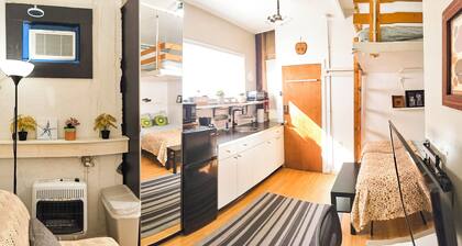 Cozy Vibe MicroFlat with AC, W/D, FastWiFi in the heart of Fishtown Philadelphia