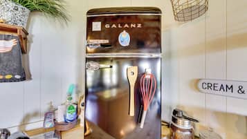 Apartment (0 Bedroom) | Bahagian dalam