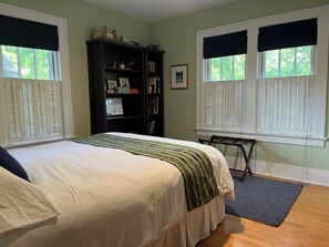 4 chambres, fer et planche Ă repasser, accĂšs Ă Internet, literie fournie