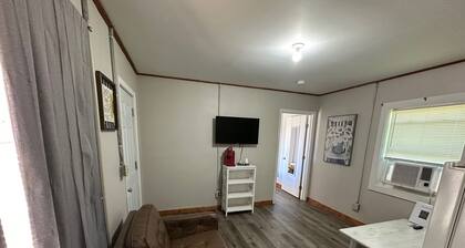 Spacious double sized motel room in Copperhill