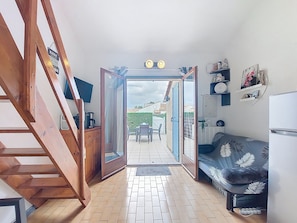 Living area - Les Charmilles by Interhome (Les Mathes)