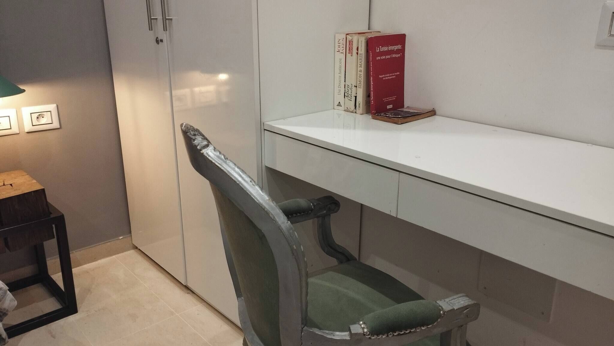 Apartment, 2 Bedrooms, Accessible, Smoking | Interior