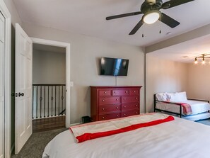 Iron/ironing board, travel cot, free WiFi, bed sheets