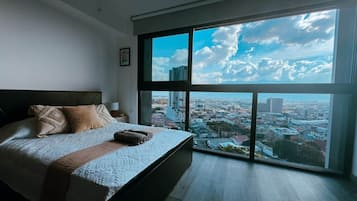 1 habitación, escritorio, tabla de planchar con plancha y wifi gratis