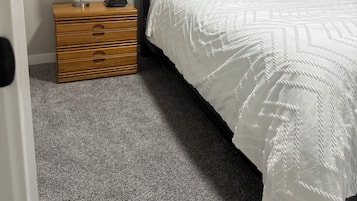 2 Schlafzimmer, Bügeleisen/Bügelbrett, WLAN, Bettwäsche