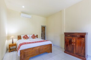 Habitación doble | Escritorio, wifi gratis y ropa de cama