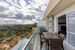 Apartment - Xag ra Escape Penthouse With Views Pool Access (Xaghra)