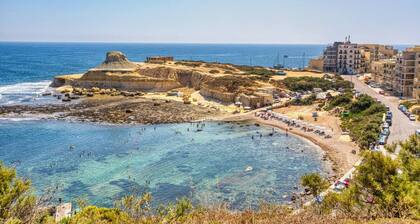 Apartment in Marsalforn Beaches Seaside Dining