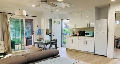 Charming dry studio with detached bathroom and all the amenities you will need