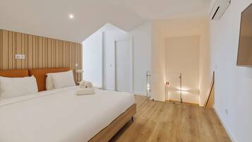 2 habitaciones, tabla de planchar con plancha, cuna de viaje y wifi