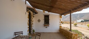 Mahostly Rosette House B