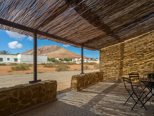 Mahostly Rosette House B