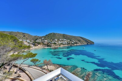 The Sea Views - By Almarina Villas