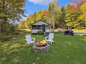 Property grounds - Hedgehog (Wilson Pond Cabins) (Greenville)