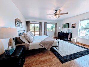 3 habitaciones, tabla de planchar con plancha y wifi gratis 