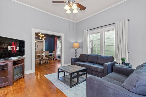 Charming 3BR Downtown Natchitoches Home, 1.5 Bath, Walking Distance to Front St