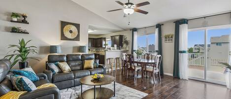 Smart-TV, Kamin, Videospiele