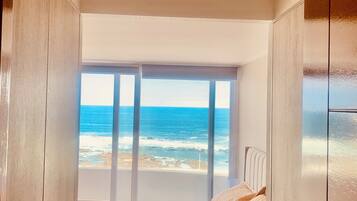 Ilmainen Wi-Fi, vuodevaatteet, pääsy pyörätuolilla