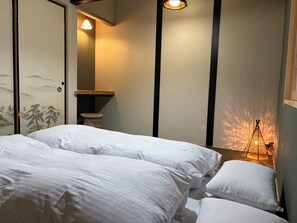 熨斗/熨衣板、免费 WiFi、床单