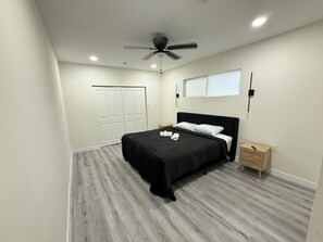 4 soverom, strykejern/-brett, wi-fi og sengetøy