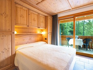 Internet - Bilo 4 - Apt 229 by Interhome (Madesimo)