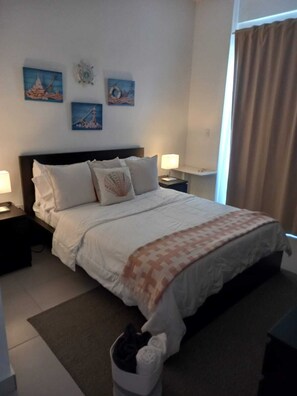 1 bedroom, desk, iron/ironing board, free WiFi