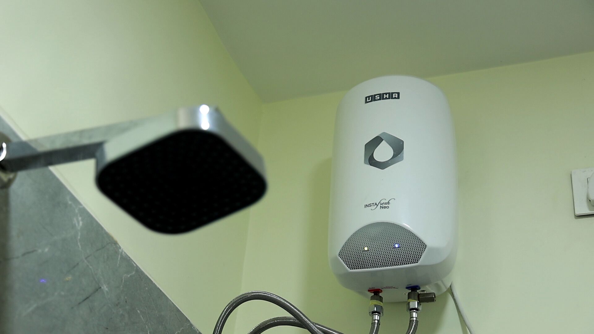 Shower, towels, soap, shampoo