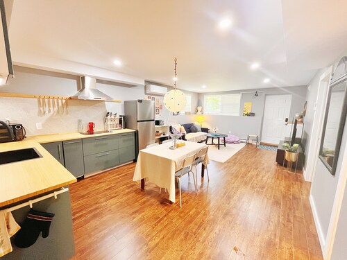 Private Basement + Self Check-in + Kids/Family + Parking