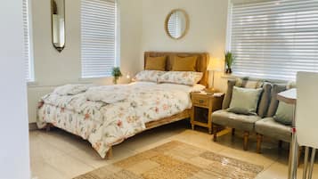 Silitysrauta/-lauta, Wi-Fi, vuodevaatteet