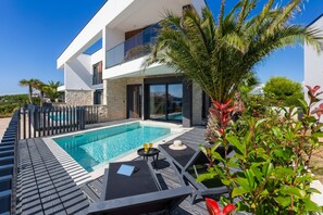 Pool - Villa Emma with Pool and Sea View, Medulin, Croatia (Medulin)