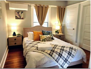2 bedrooms, bed sheets