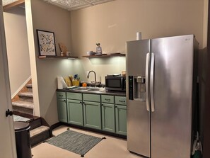 Fridge, microwave, coffee/tea maker, blender