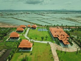 숙박 시설 정면