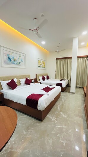 Familiesuite | Skrivebord og wi-fi (inkludert)