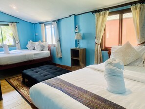 Iron/ironing board, free WiFi, bed sheets