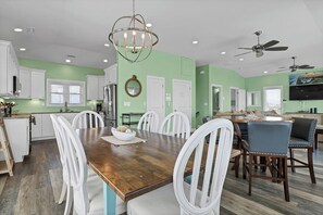 Dining - New Management Beach, Elevator, Pool, Pet friendly (North Topsaile Beach)