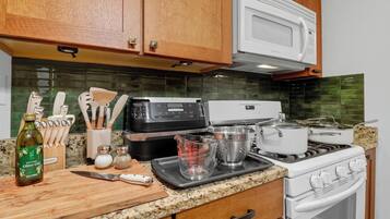 Microwave, oven, stovetop, dishwasher