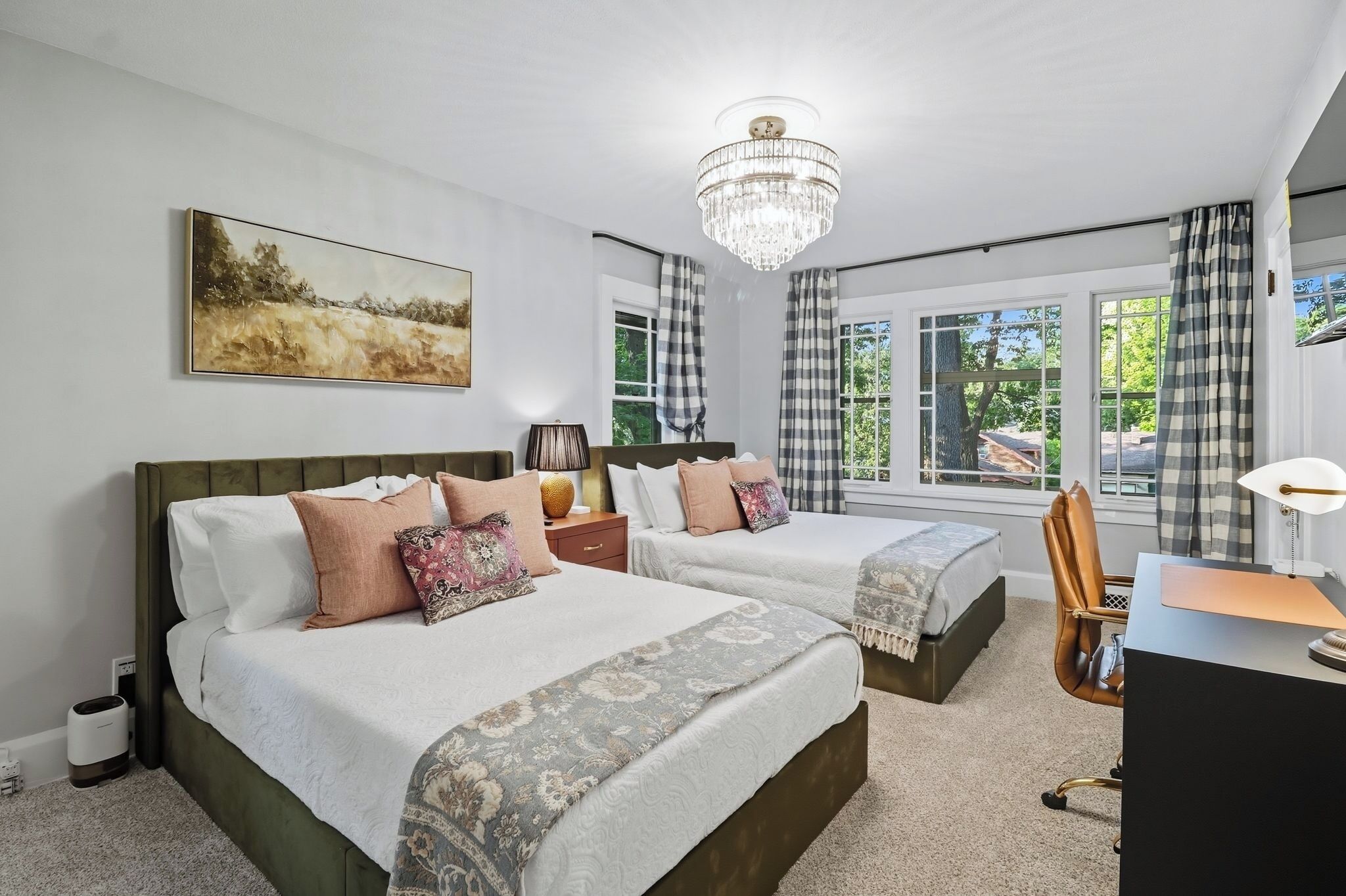 4 soveværelser, strygejern/strygebræt, internetforbindelse, sengetøj