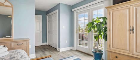 2 soverom, strykejern/-brett, wi-fi og sengetøy