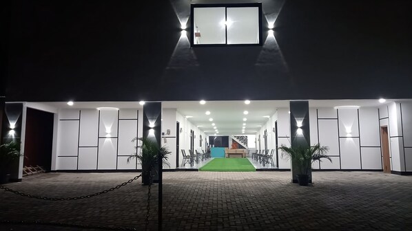 Fachada da propriedade