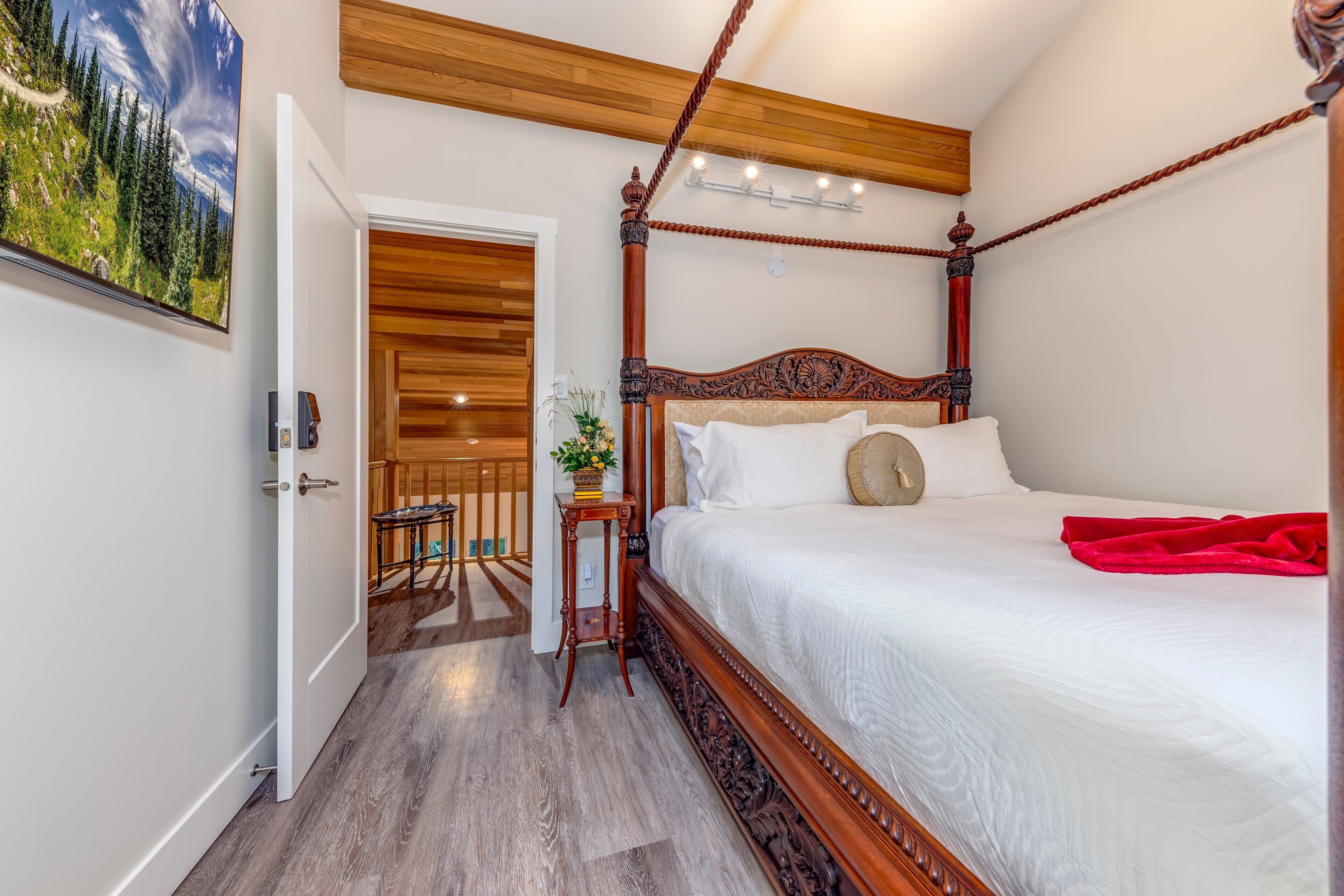 4 عدّة غرف نوم ومكواة/لوح كي وواي فاي مجانًا وملاءات أسرّة